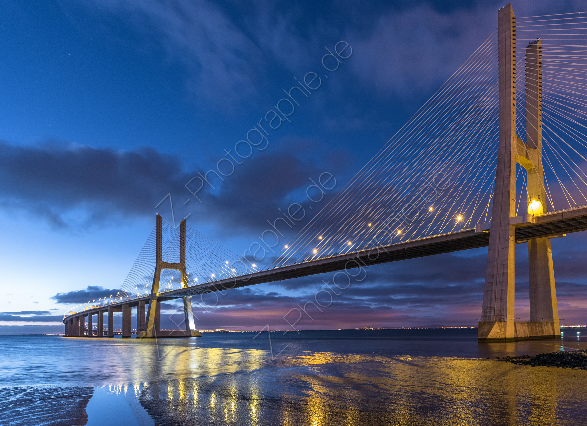 Ponte Vasco da Gama, Lisboa, Portugal