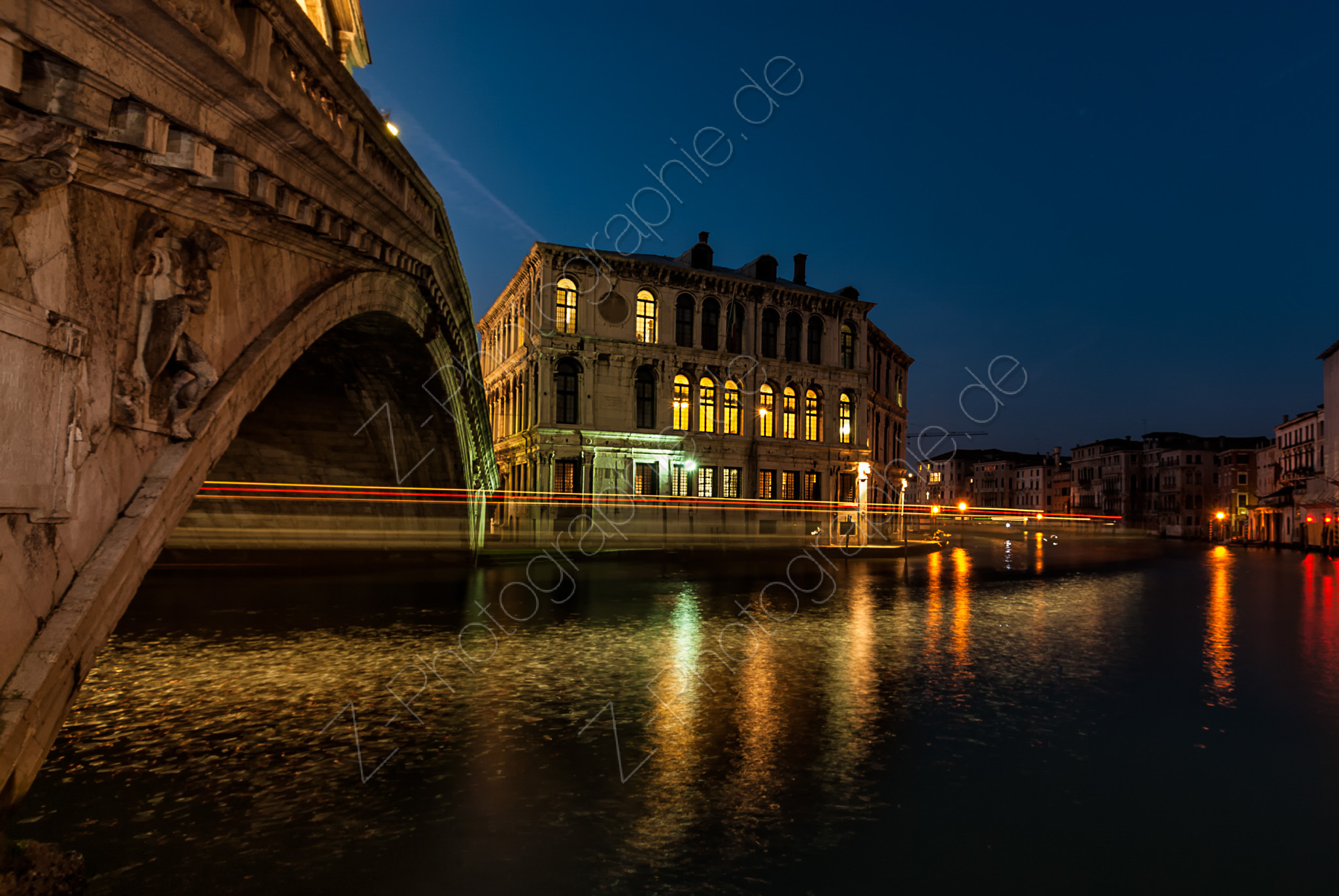 Rialtobridge by night, Venice, Italy